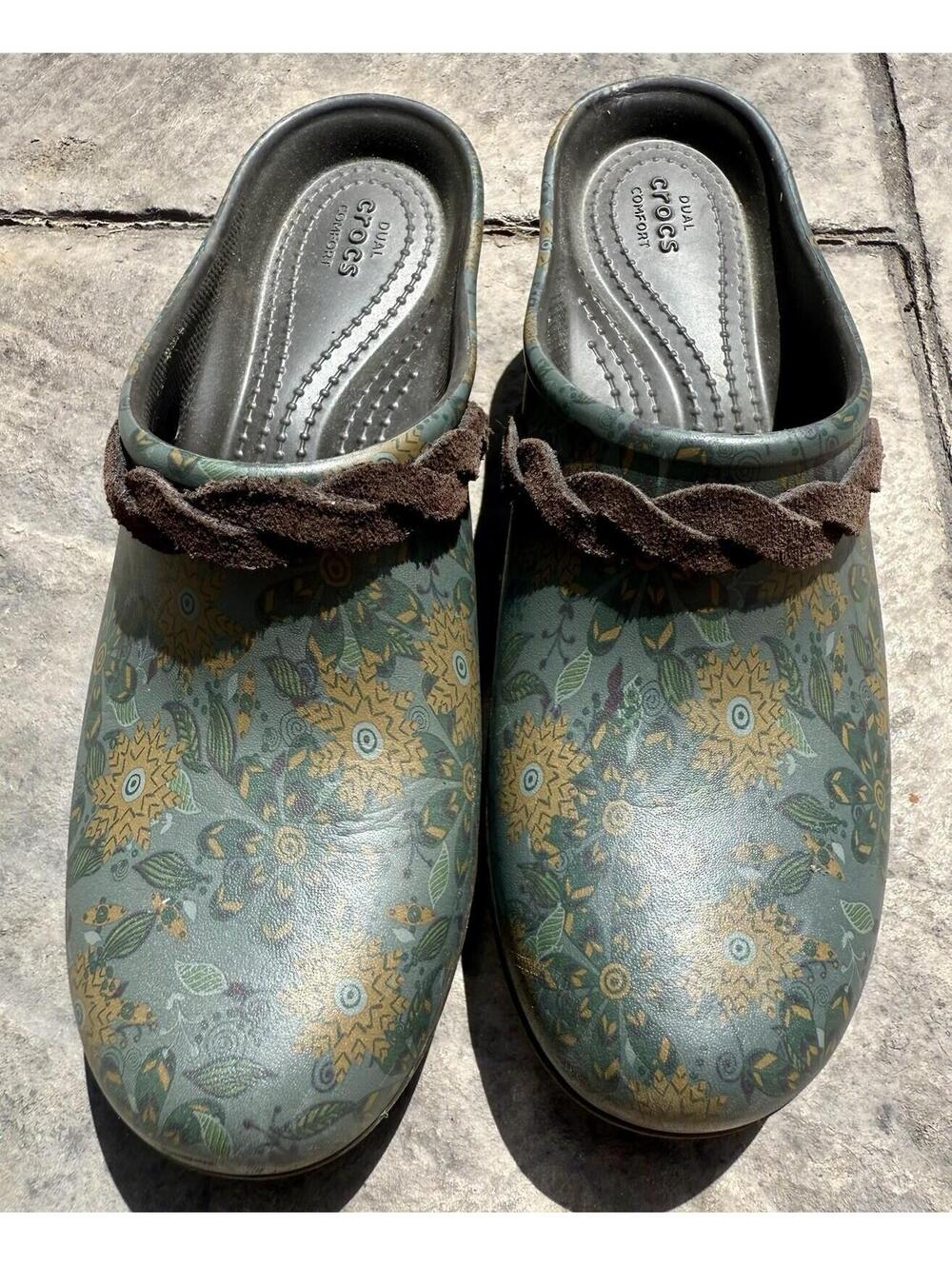Crocs Sarah Women’s Sz‎ 8 Floral Graphic Clog Mule Slip On Platform Heel